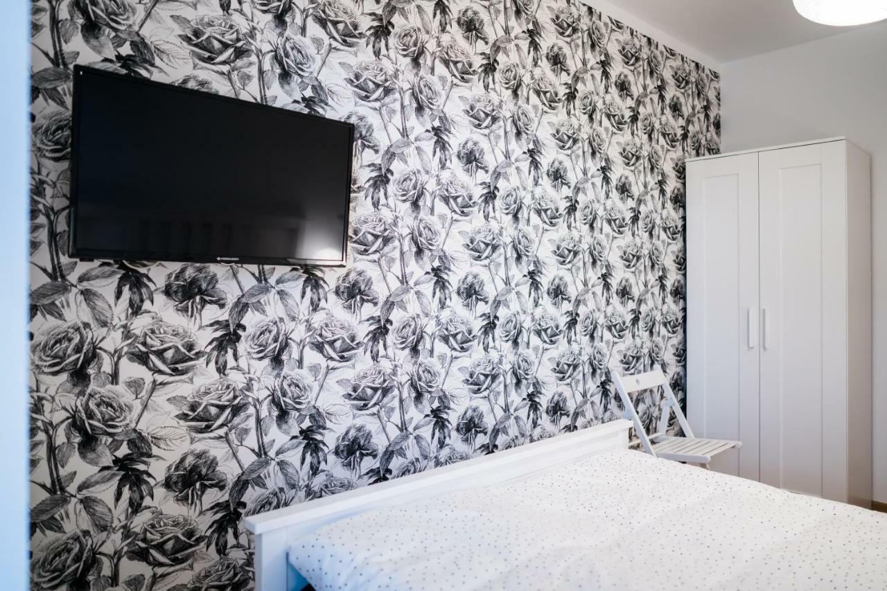 Hostel Pod Roza ซาตอร์ ภายนอก รูปภาพ